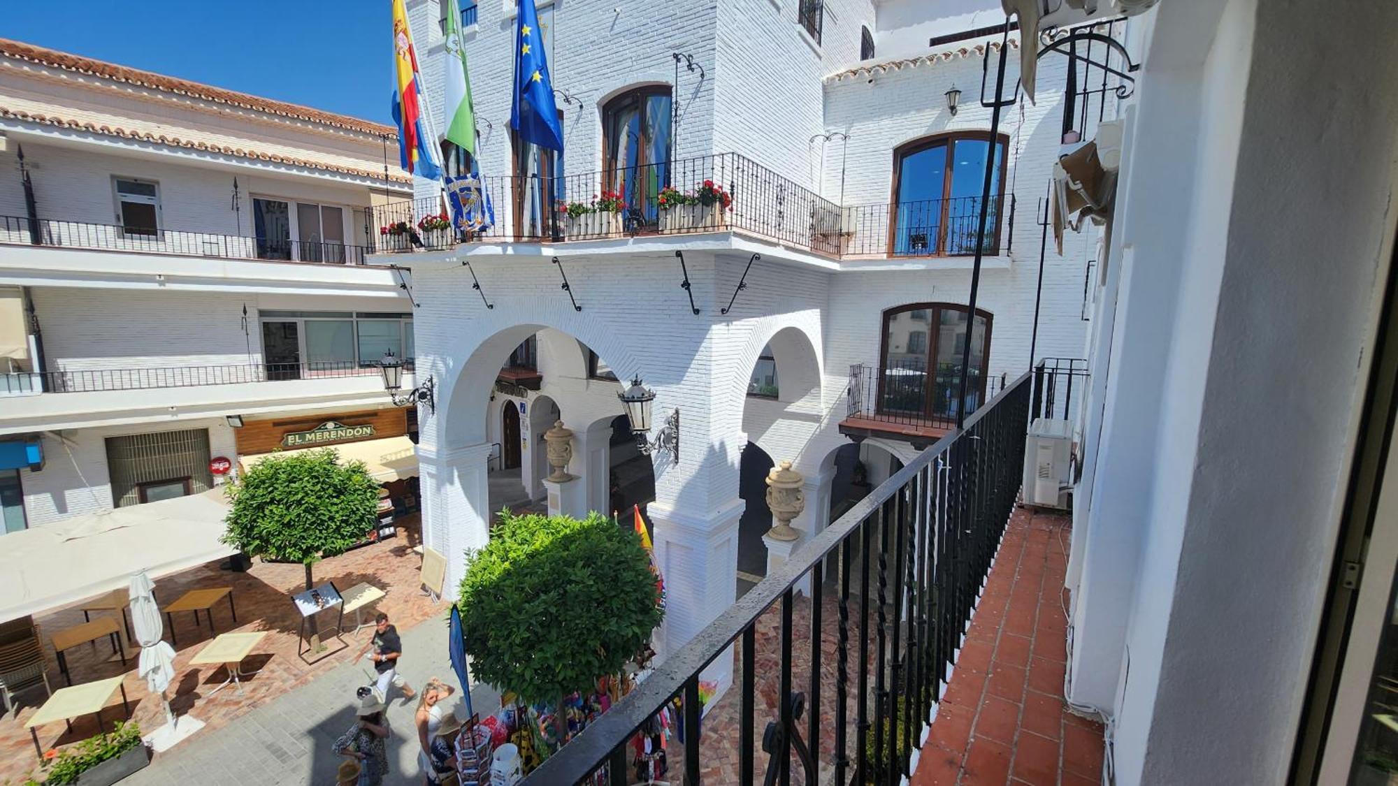 R1357 Balcon De Europa Apartman Nerja Kültér fotó